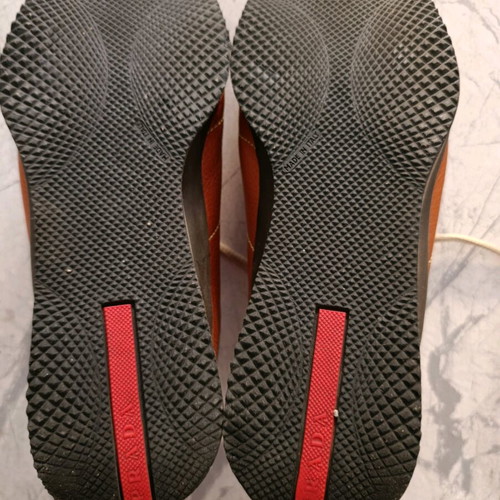 Prada leather sneakers size 37 like new