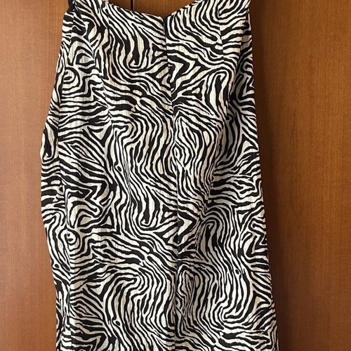 Pink Woman zebra print skirt with slit, size L