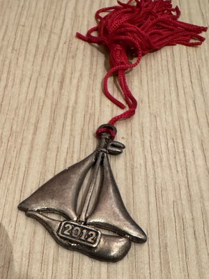 Memorabilia metal ship 2012 used