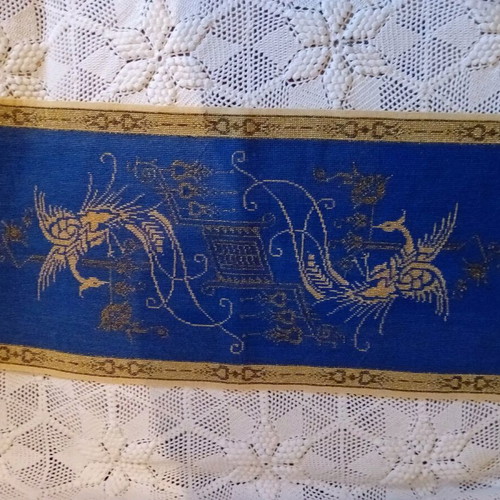 Handmade table runner new embroidered with palm motifs in royal blue and gold