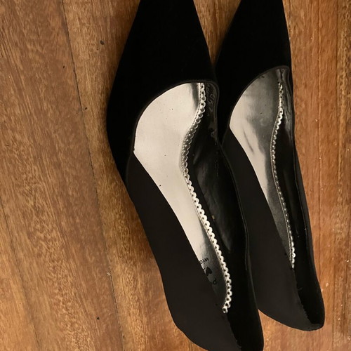 Marks & Spencer low heel pumps like new, size 40.5, black
