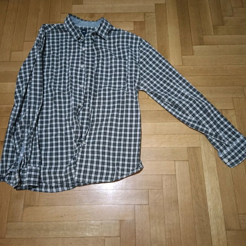 Gap shirt large very good condition