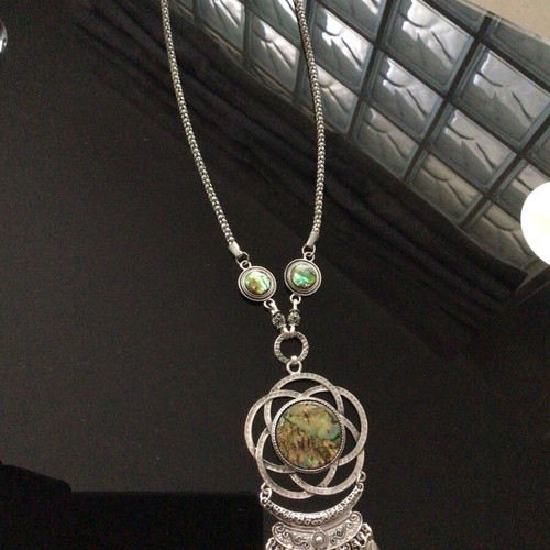 Boho necklace like new, impressive