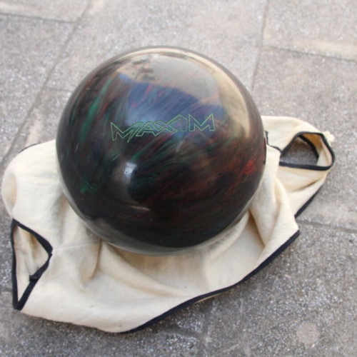 Bowling balls used, pack of 14 pieces