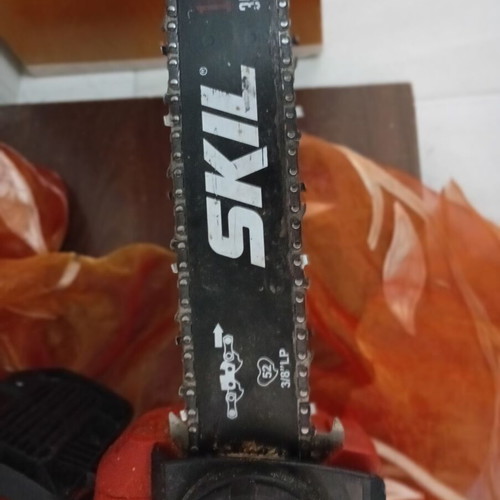 Skill Chainsaw 35 and Brush Cutter like new with 3 batteries 5Ah