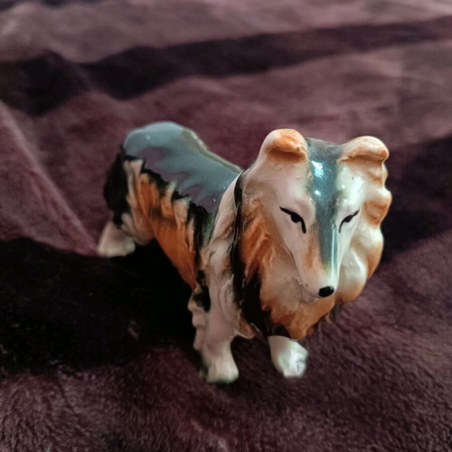 Collie dog decorative figures used, vintage style