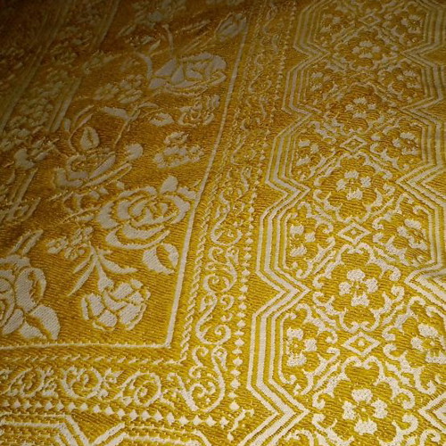 Woven rug used 2.15x1.70 green in very good condition