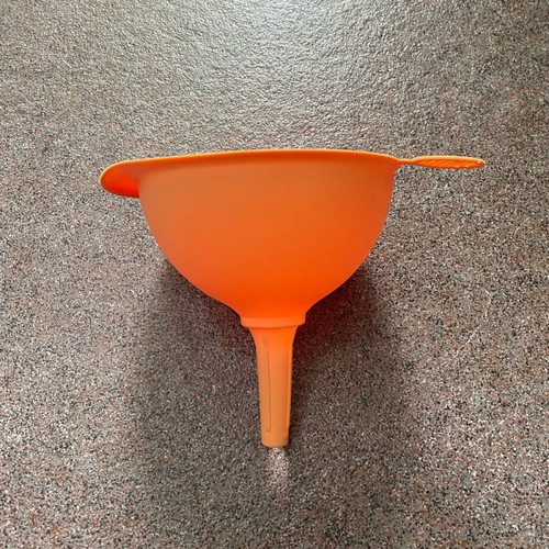 Small funnel with filter new