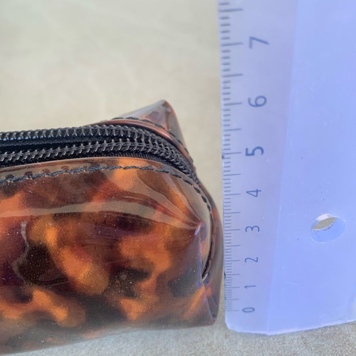 Coin wallet-keyring VERO Leopard waterproof synthetic like new