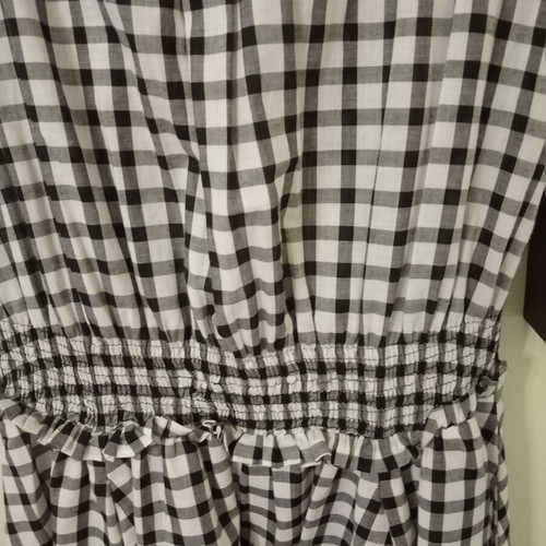 Zara dress like new, black and white, elastic waist, open back