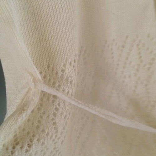 Cotton white knitted wrap top new with lace patterns