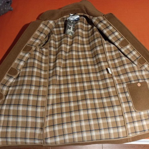 Original Montgomery coat new, camel color, size L