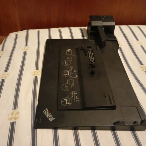 Think Pad Dock Series pack of 2 new