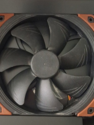Noctua 140mm fan 3000 rpm