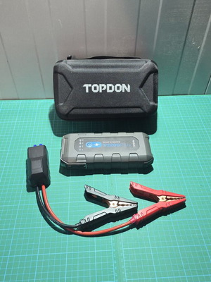 Topdon V2200 Plus professional jump starter