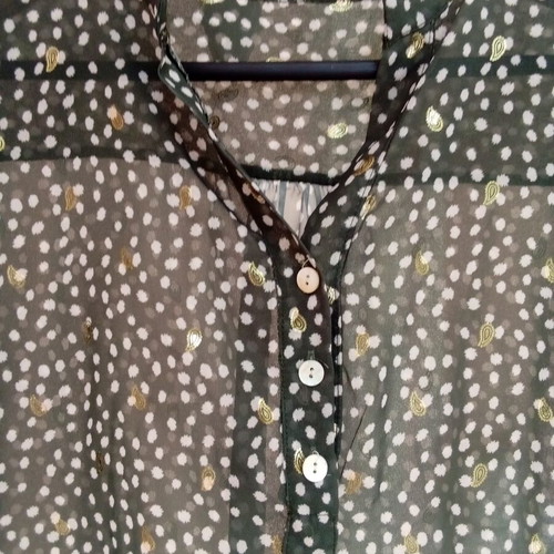 Women's shirt size medium like new