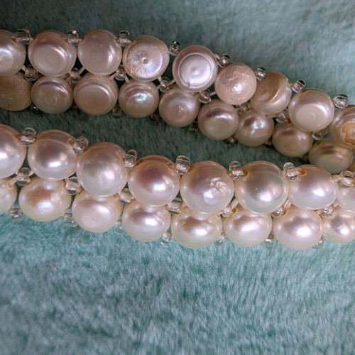 Pearl bracelet like new with natural pearls