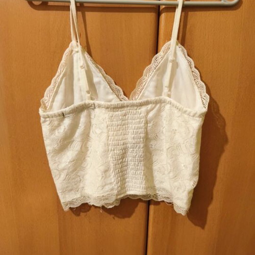 White top with lace texture like new, size S