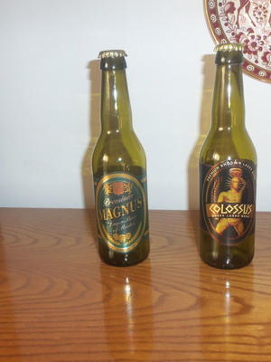 Μπουκάλια μπύρας Magnus και Colossus με καπάκια, 330 ml, ροδίτικη ζυθοποιία