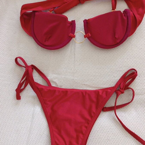 Red bikini top with underwire like new, size S