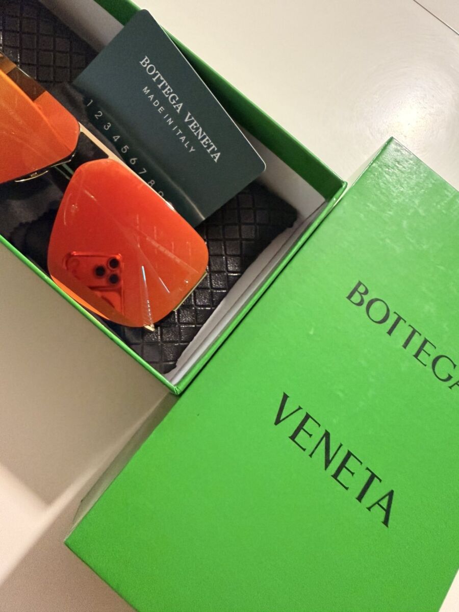 Bottega Veneta BV1065S Sunglasses like… - € 82,00 - Vendora.cy
