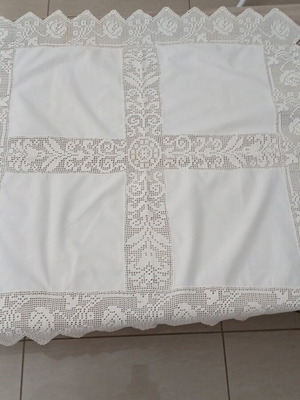 Handmade set of two tablecloths with fine cotton fabric and knitted design