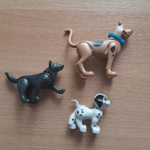 Playmobil dog figures set of 3 (Scooby-Doo, Dalmatian, German Shepherd)