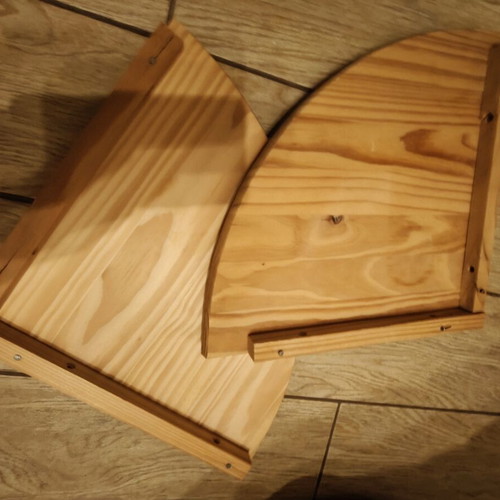 Corner shelves set of 2 solid wood like new