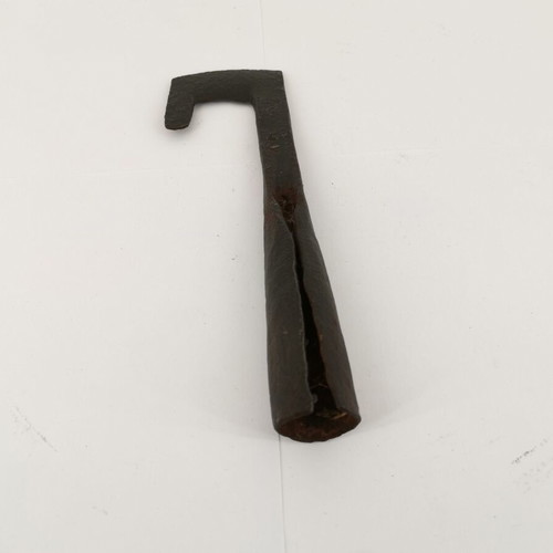 Pruning tool for pole used, made in kiln, 1940s vintage