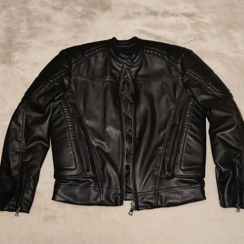 Leather Biker Jacket Pull&Bear black like new, size Medium