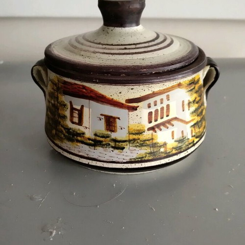 Traditional handmade decoration set like new, metal plate 25 cm and ceramic box