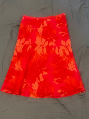H&M vintage midi skirt red floral orange size S like new