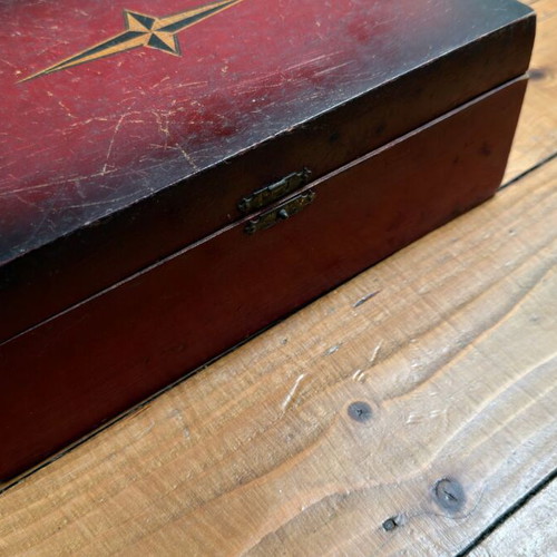 Vintage Decorative Wooden Jewelry Box with Starburst Design