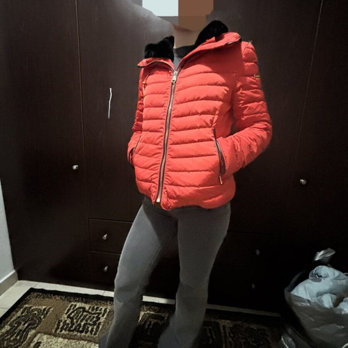 Antonella red jacket like new with black fur trim