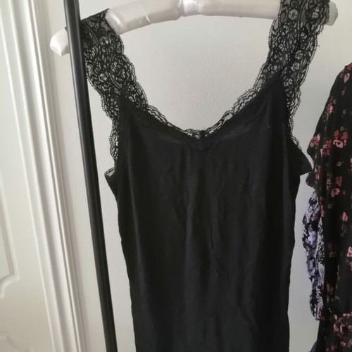 Spring and summer clothes like new, set of 12 pieces