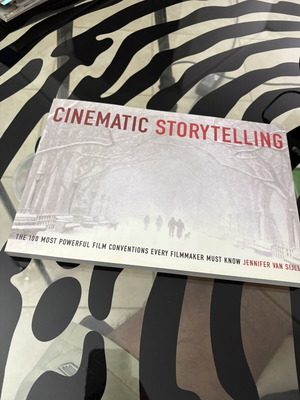 "Cinematic Storytelling: The 100 Most Powerful Film Conventions Every Filmmaker Must Know" βιβλίο στα αγγλικά