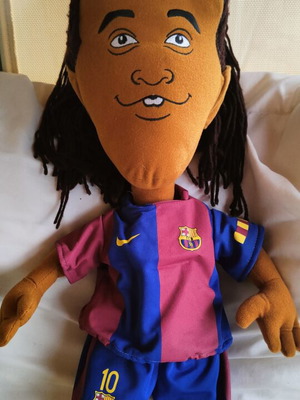 Ronaldinho Barcelona plush doll like new, 60 cm height