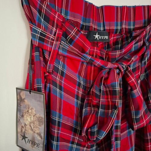 Red checked pants new with belt Hype size M