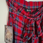 Red checked pants new with belt Hype size M