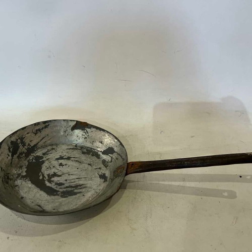 Vintage copper frying pan used, 1920s-1930s, 3x40