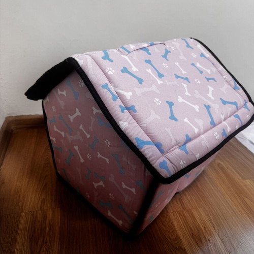 Fabric dog house with removable roof