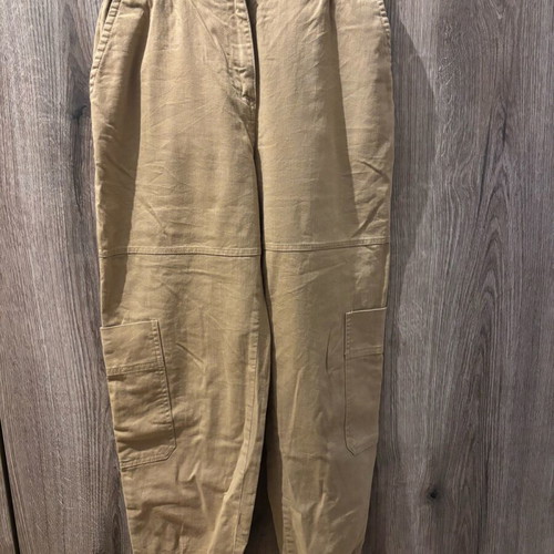 Bershka beige pants size M like new