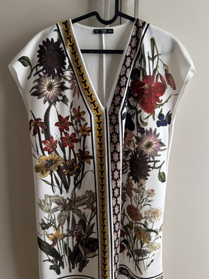 Zara dress new, size medium, multicolor