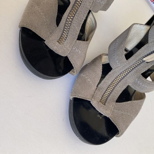 Michael Kors suede sandals used, size 38.5, gray with zipper