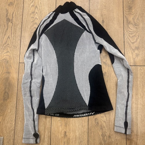 MISBHV Long Sleeve Top like new, sizes 116-122 cm