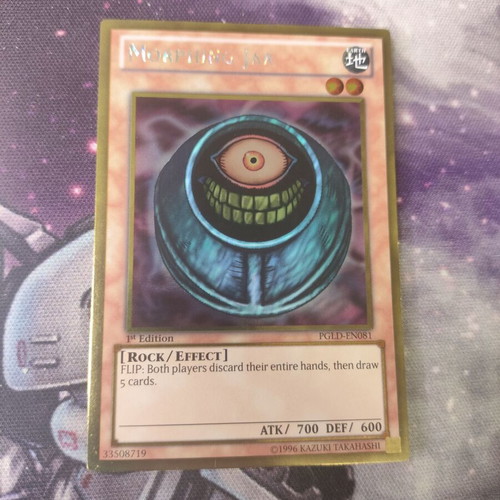 Morphing Jar Yu-Gi-Oh card Gold Rare like new