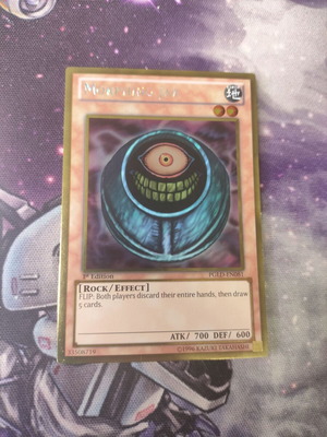 Morphing Jar Yu-Gi-Oh card Gold Rare like new