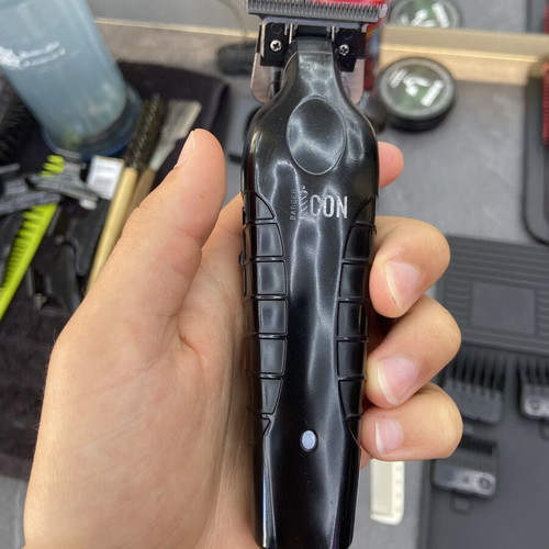 Barber Icon Trimmer used, sometimes sticks