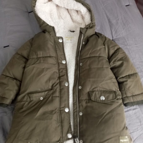 Unisex children's jacket with inner fur 3-4 years like new