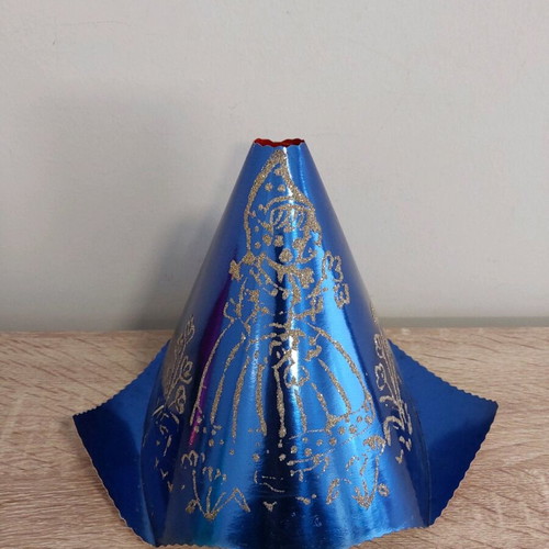 Pierrot paper metallic hats like new, pack of 5, Zitouni 1970